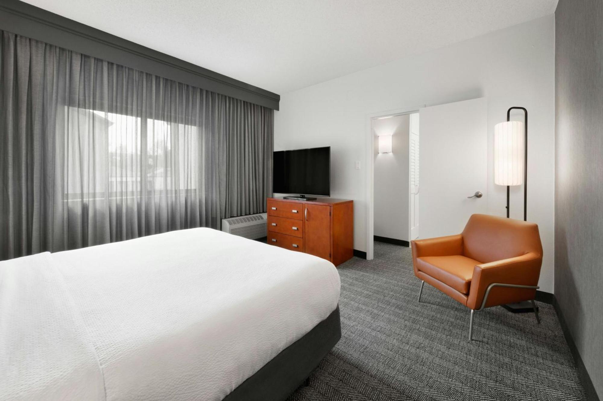 Courtyard By Marriott Atlanta Duluth/ Gwinnett Place Exterior photo